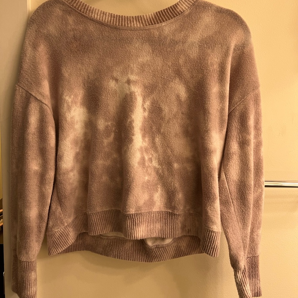 Ultra- soft, breathable Tie Dye Crew Neck